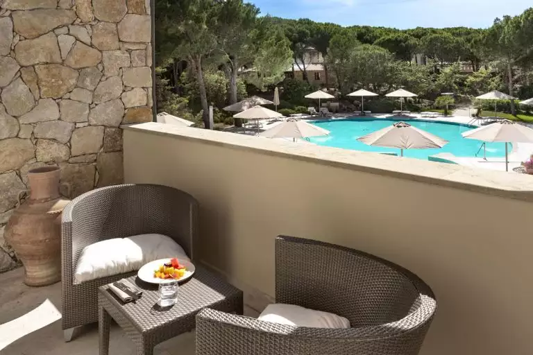 hotel is arenas narbolia sardegna Junior suite