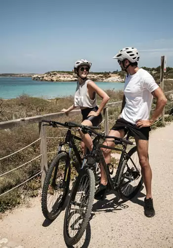 hotel is arenas resort narbolia sardegna servizi noleggio bici